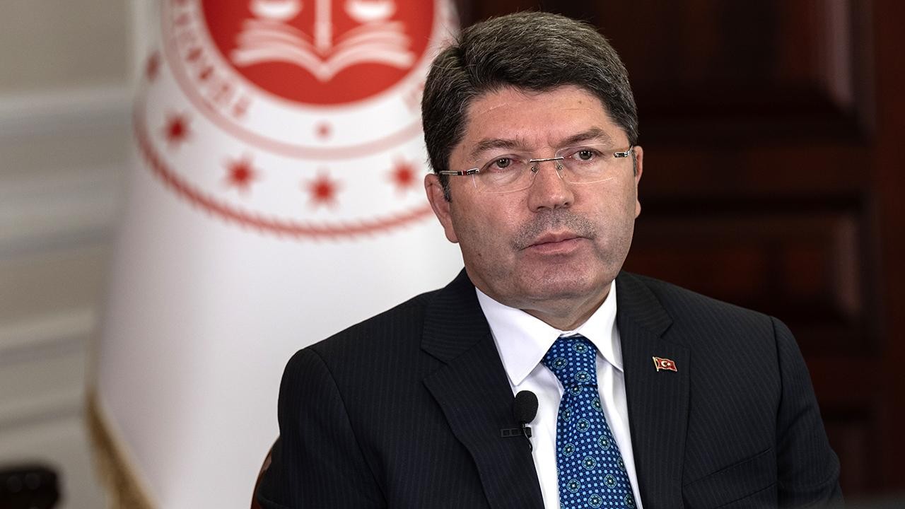 Adalet Bakanı Tunç'tan Çanakkale'deki orman yangınına ilişkin açıklama
