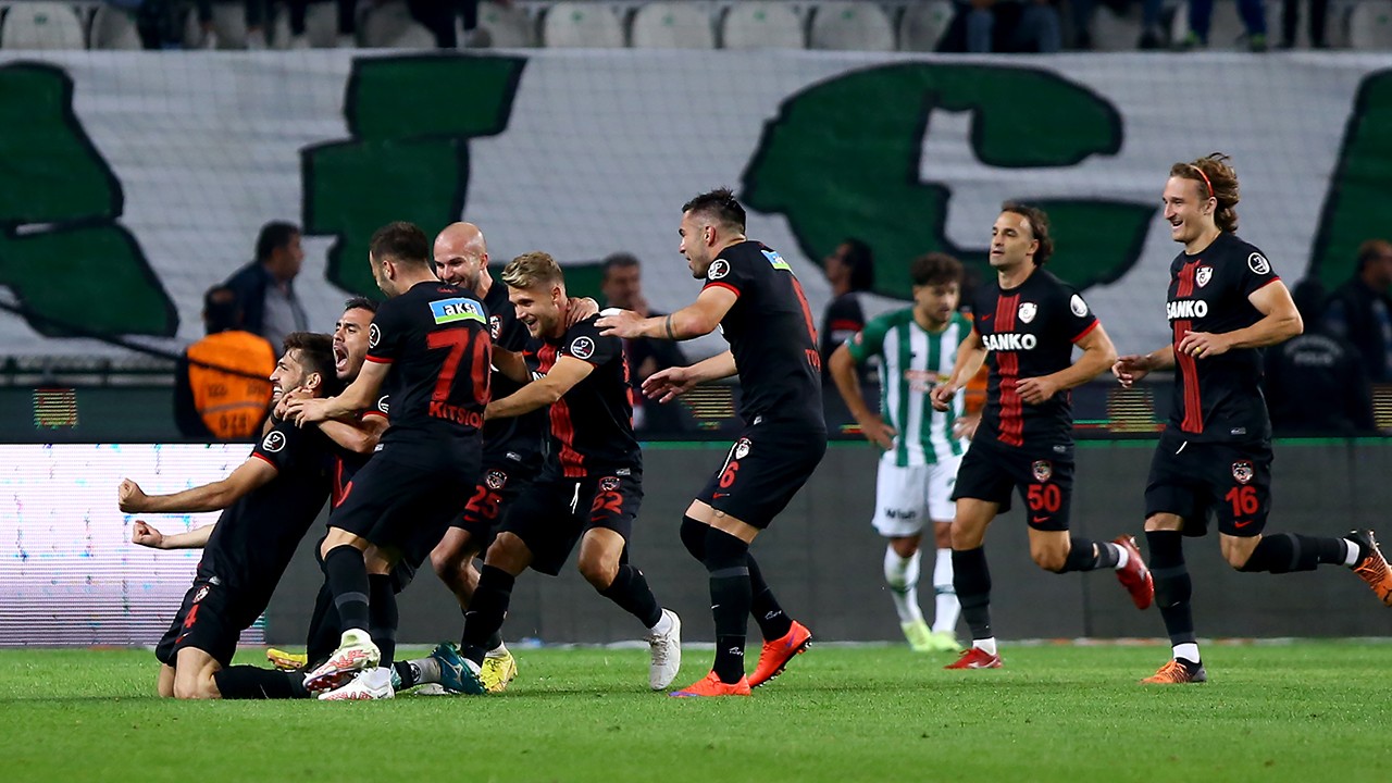 Gaziantep faul ile durduruluyor