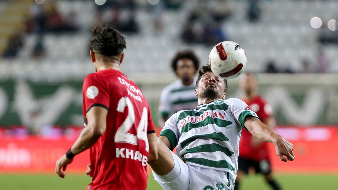 Konyasporlu Ahmet Oğuz: Taraftarlarımız lütfen bana kırılmasın