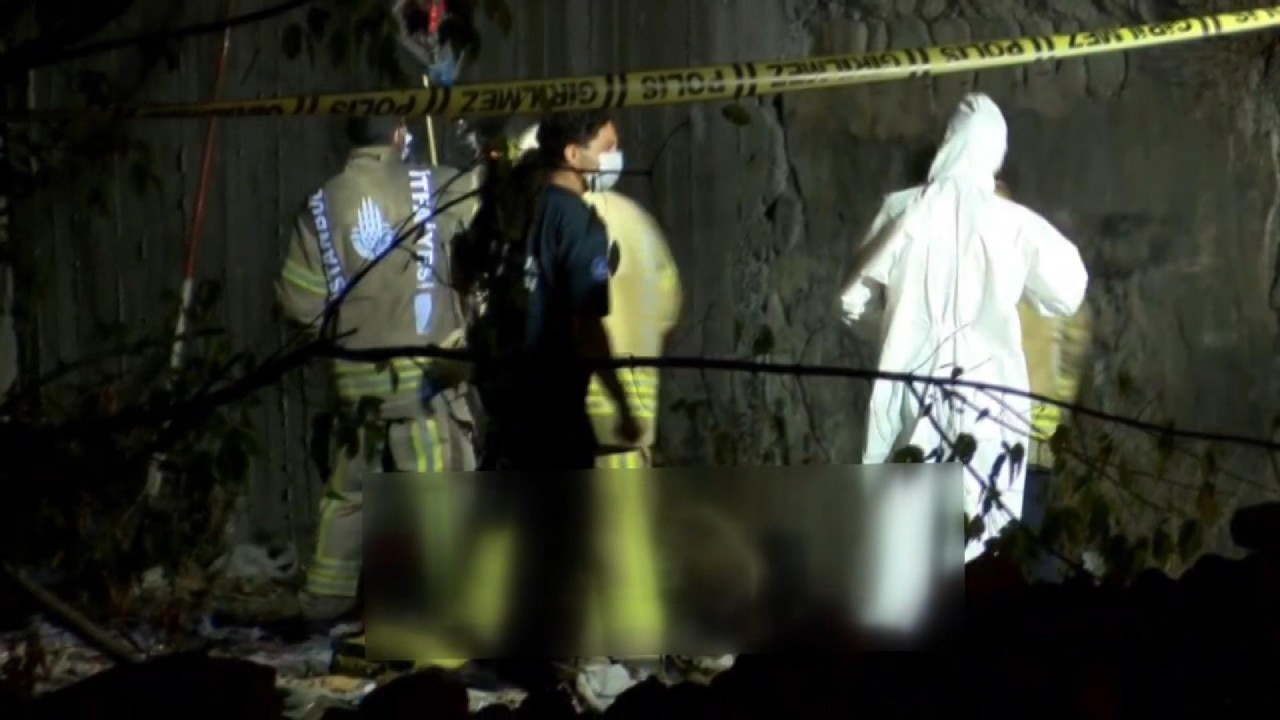 Boş arsadaki kuyuda erkek cesedi bulundu