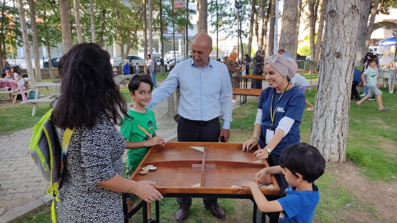 Konya'da çocuklara yönelik oyun şenliği 