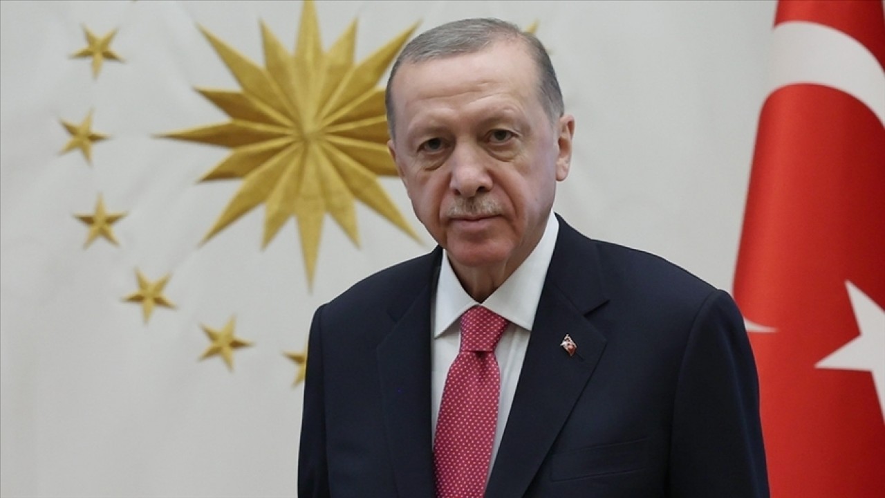 Cumhurbaşkanı Erdoğan, Filenin Sultanları'nı telefonla arayarak tebrik etti