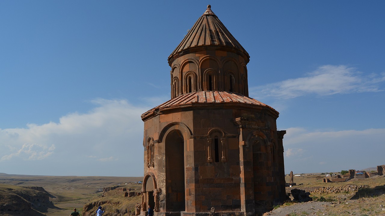 Ani Ören Yeri ziyaretçilerini tarihi yolculuğa çıkarıyor