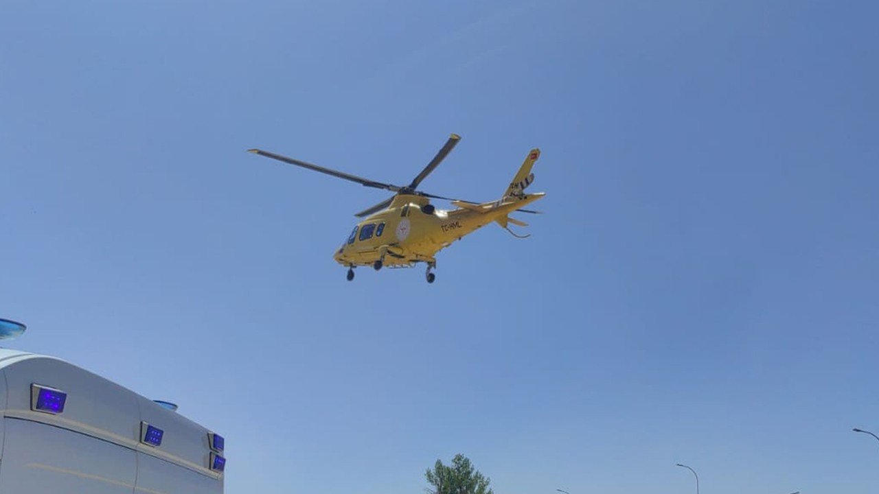 Hava ambulansı kalp krizi geçiren hasta için havalandı