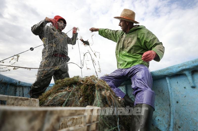 Beyşehir Gölü’nde balık avı