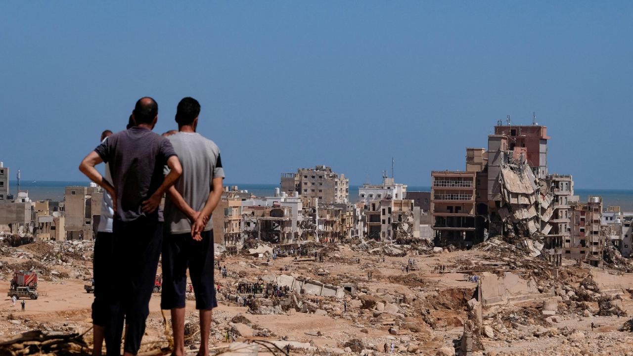 Libya'ya 17 ülkeden 38 yardım uçağı ulaştı