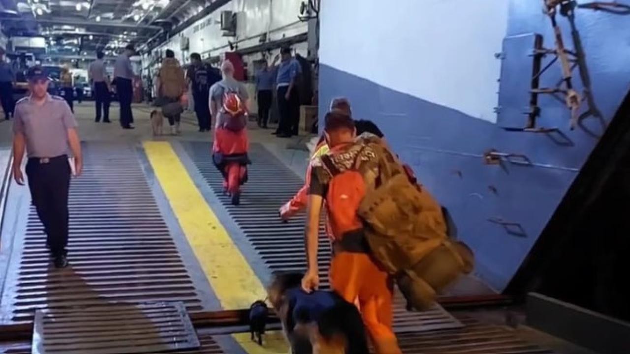 TCG Osmangazi gemisi Libya'ya yardım malzemesi götürmek üzere yola çıktı