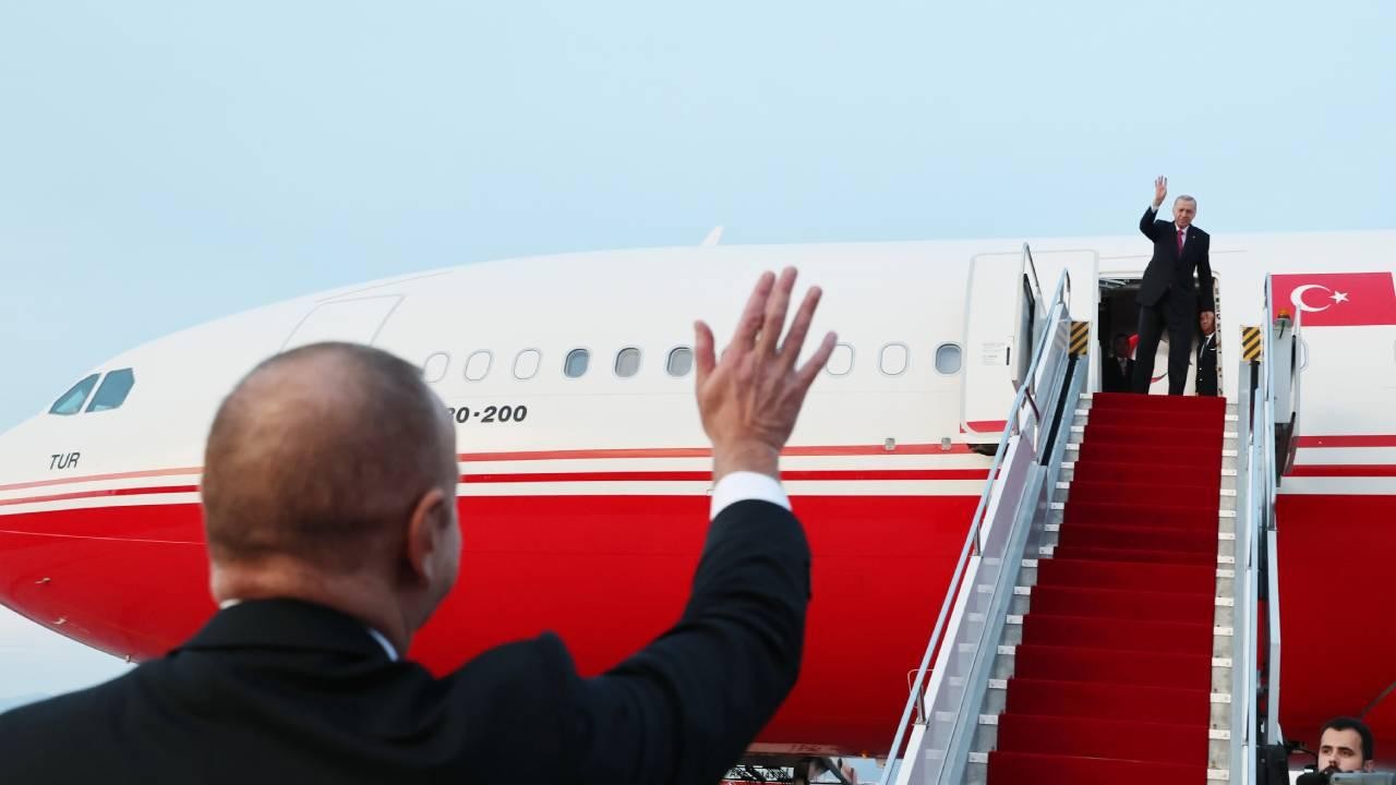 Cumhurbaşkanı Erdoğan, Nahçıvan’dan ayrıldı