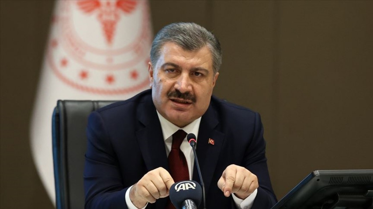 Bakan Koca: Eris varyantında endişe edecek bir durum yok