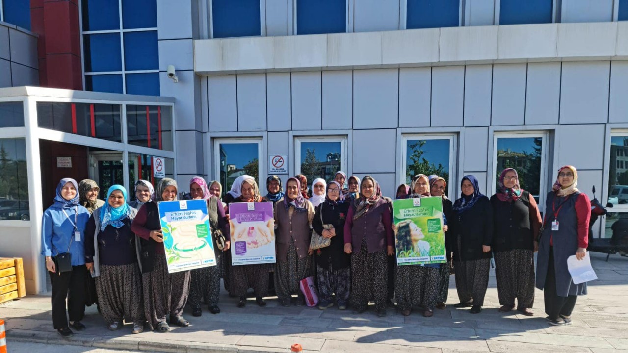 Beyşehir'in mahallesinde kadınlara kanser taraması