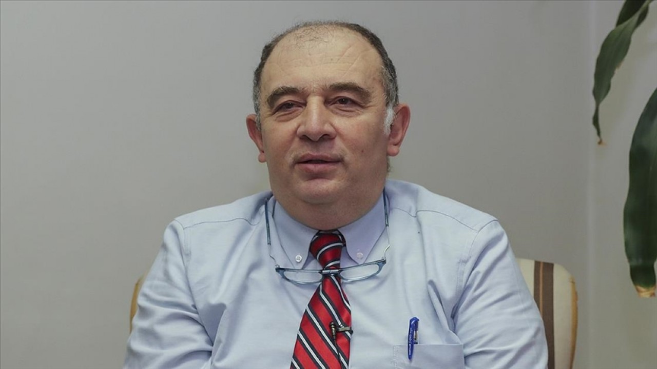 Koronavirüs Bilim Kurulu Üyesi Prof. Dr. Kara’dan “eris varyantı“ ile ilgili açıklama