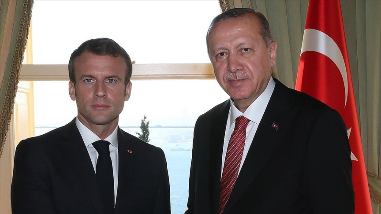 Cumhurbaşkanı Erdoğan Fransa Cumhurbaşkanı ile telefonda görüştü