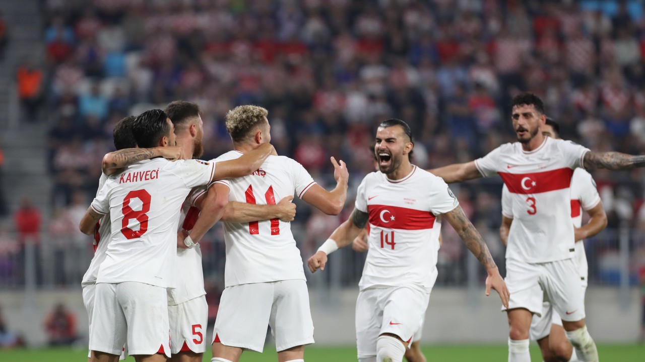 Türkiye Letonya maçı için nefesler tutuldu! Milli maç heyecanı Konya’da yaşanacak