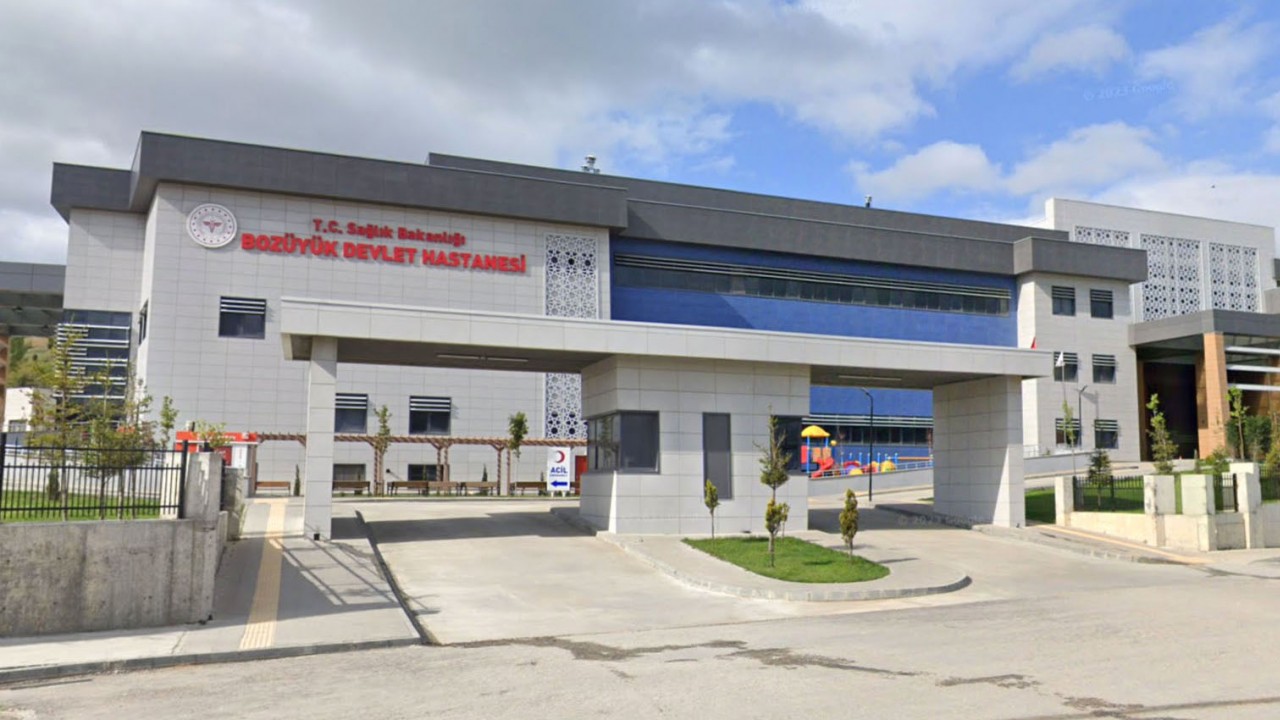 Doktorun, temizlik ve firma personeline ameliyat yaptırdığı iddiasına soruşturma