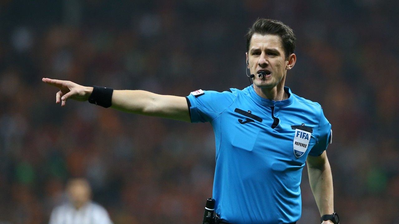 Galatasaray - Beşiktaş derbisini Halil Umut Meler yönetecek