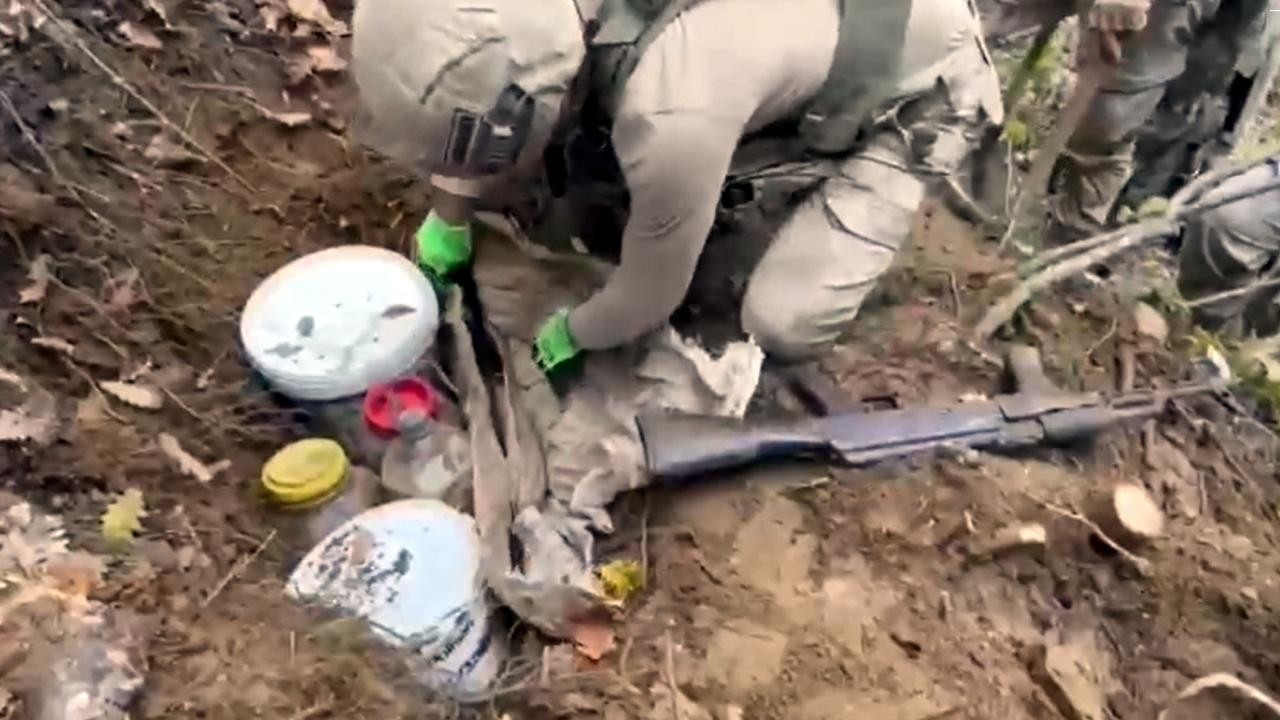 PKK’ya ait silah, mühimmat ve yaşam malzemeleri ele geçirildi