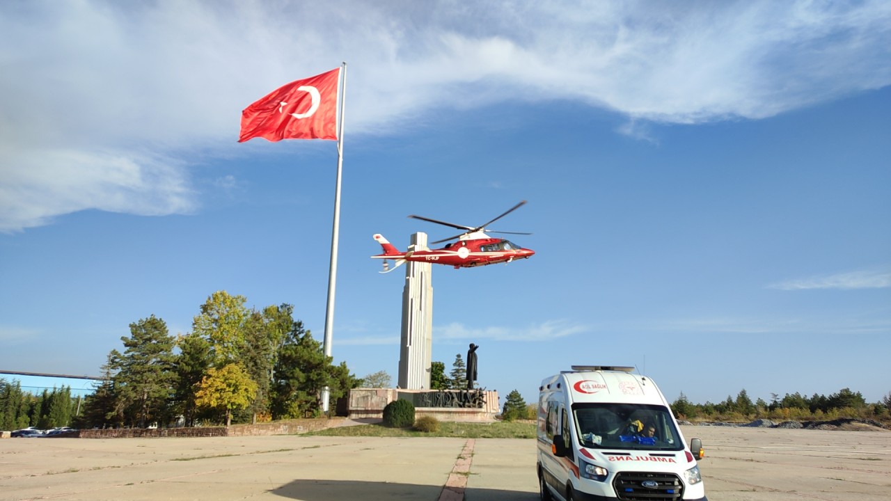 Konya'da hava ambulansı kalp krizi geçiren hasta için havalandı