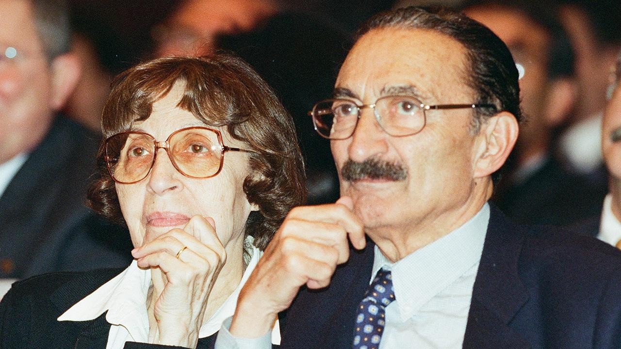 Bülent Ecevit'in vefatının üzerinden 17 yıl geçti