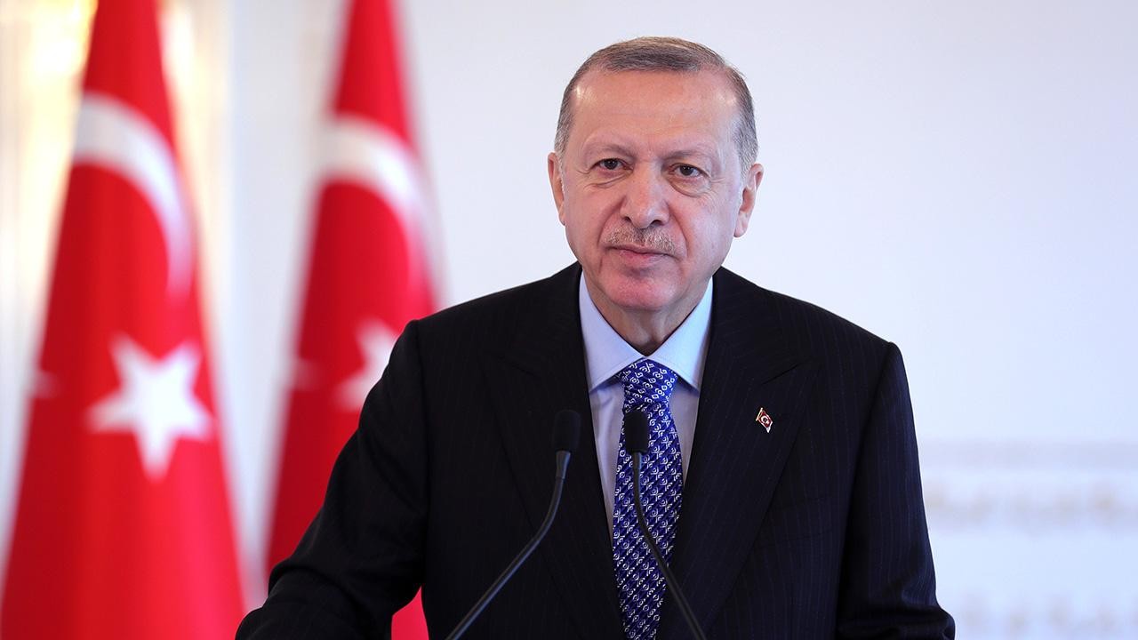 Cumhurbaşkanı Erdoğan'dan şehit ailesine taziye mesajı