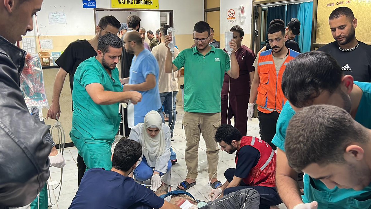 İsrail saldırılarında yaralananlar Endonezya Hastanesine getirildi