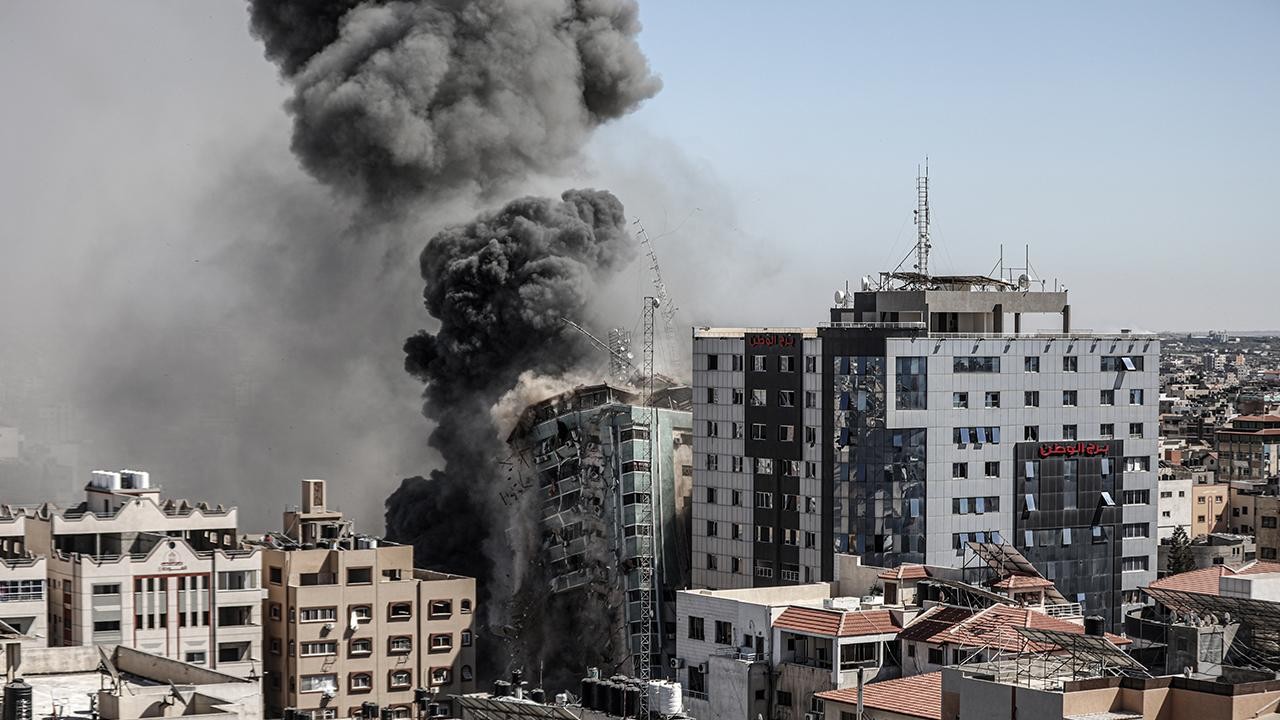 UEFA ve FIFA İsrail’in Gazze’deki saldırıları karşısında sessiz