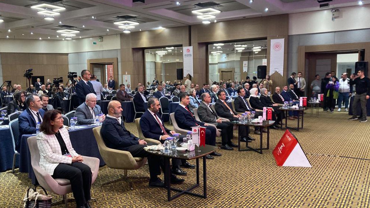 Konya’da “Cumhuriyetin 100. Yılı Sivil Toplum Buluşmaları“ programı yapıldı