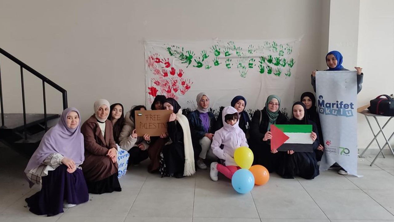 Konya’daki liseli gençler Gazze’ye umut oldu