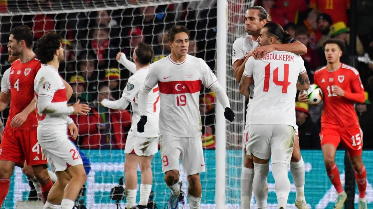 Milli Takım Almanya'ya lider gidiyor