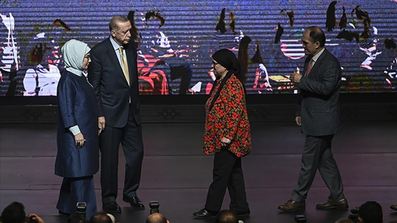 Cumhurbaşkanı Erdoğan, “Aybüke; Öğretmen Oldum Ben!“ filminin Ankara’daki galasına katıldı