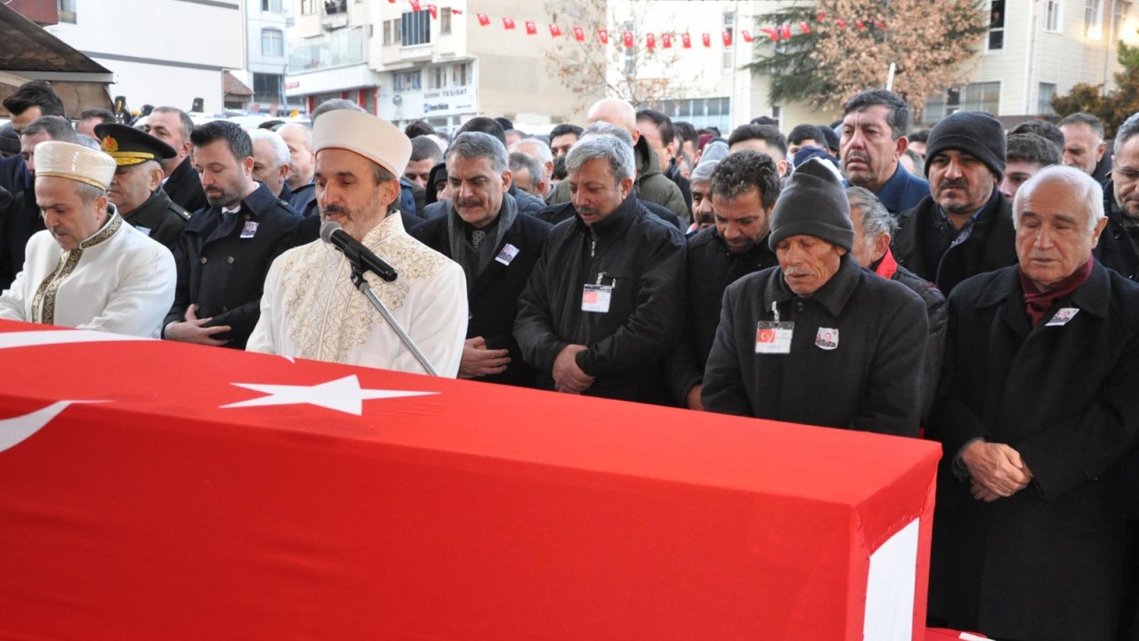 Şehit Uzman Çavuş Arslan, son yolculuğuna uğurlandı