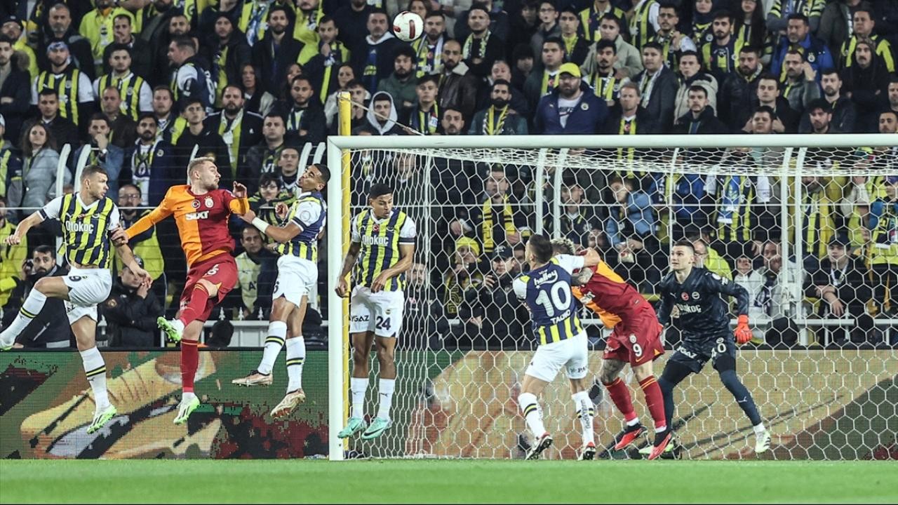 Kadıköy’de sessiz derbi: Fenerbahçe 0  - Galatasaray 0