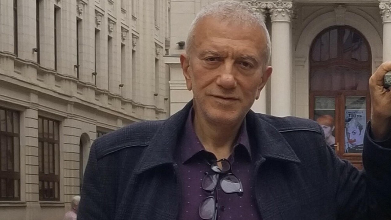 Öğretim görevlisi Dicle, üvey kardeşini barıştırmak isterken öldürülmüş