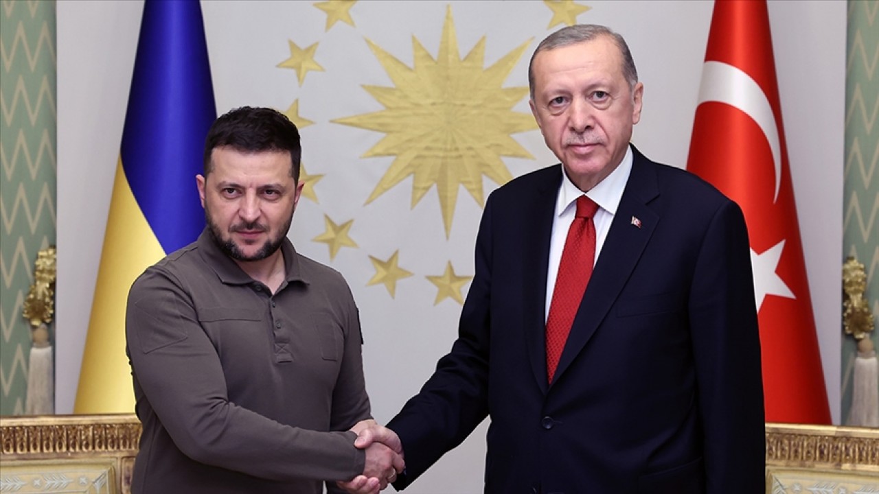 Cumhurbaşkanı Erdoğan, Ukrayna Cumhurbaşkanı Zelenskiy ile görüştü