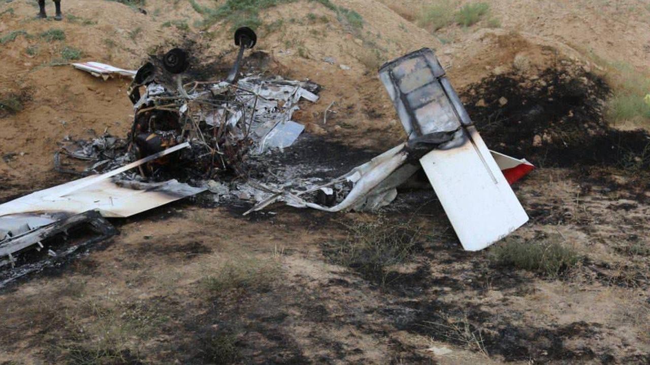 İran’da düşen eğitim uçağındaki 2 kişinin cansız bedenine ulaşıldı