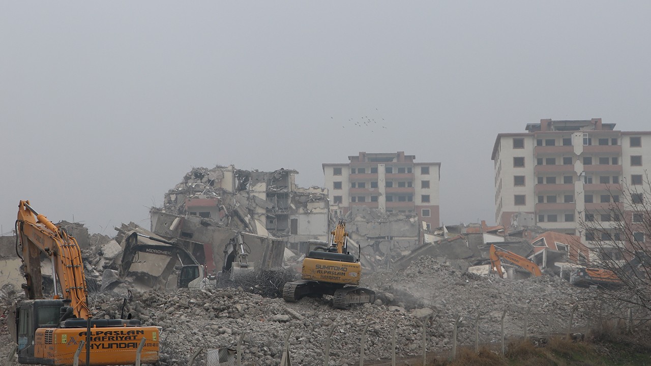 Kahramanmaraş’ta ağır hasarlı binaların yıkım oranı yüzde 85’e ulaştı