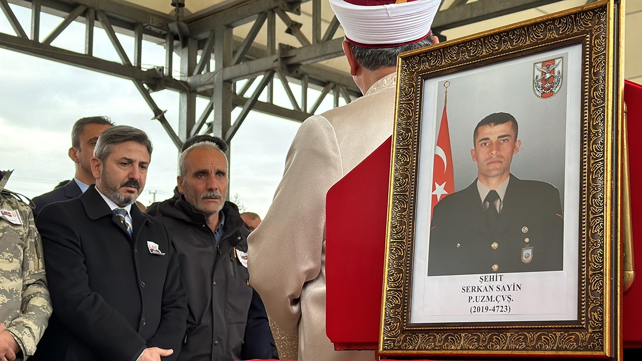 Şehit Piyade Uzman Çavuş Serkan Sayin son yolculuğuna uğurlandı