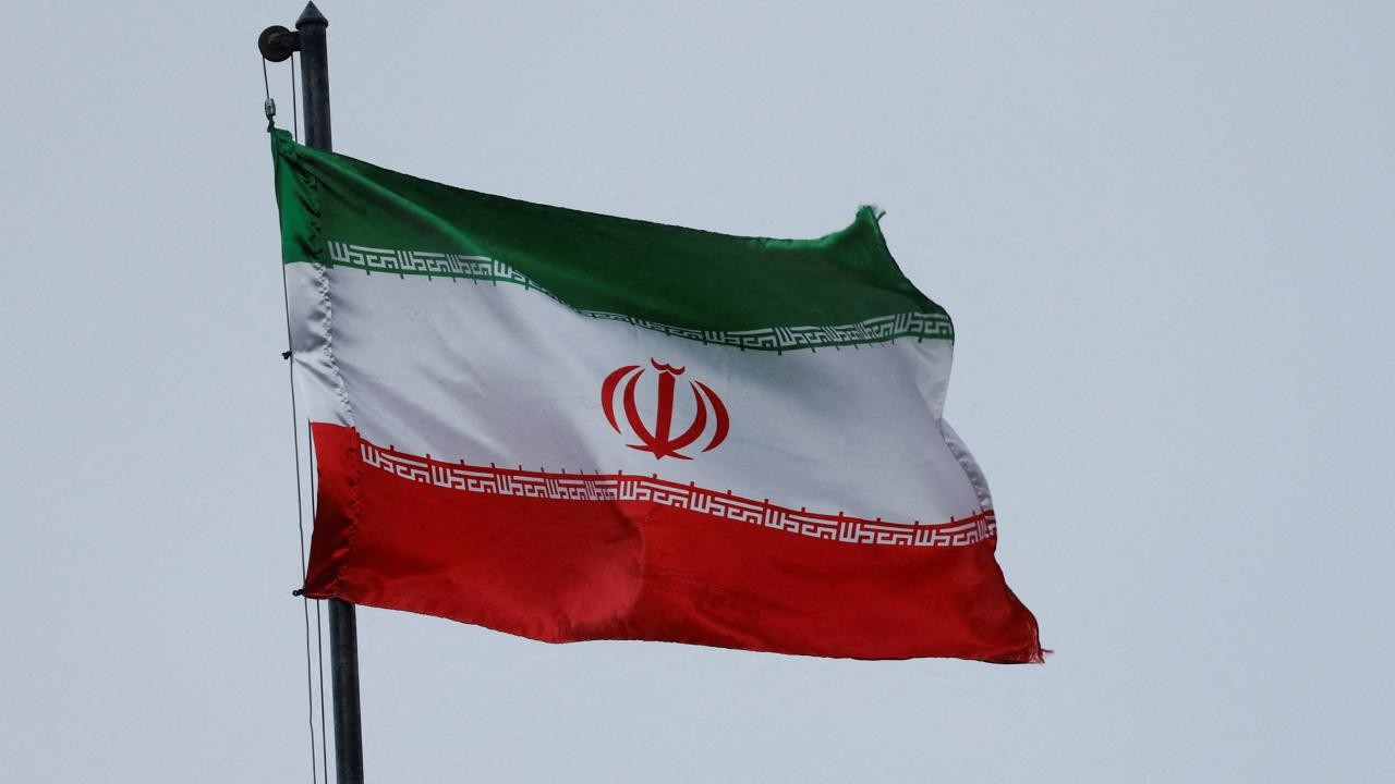 İran, Pakistan topraklarındaki hedeflere saldırılar düzenlediğini doğruladı