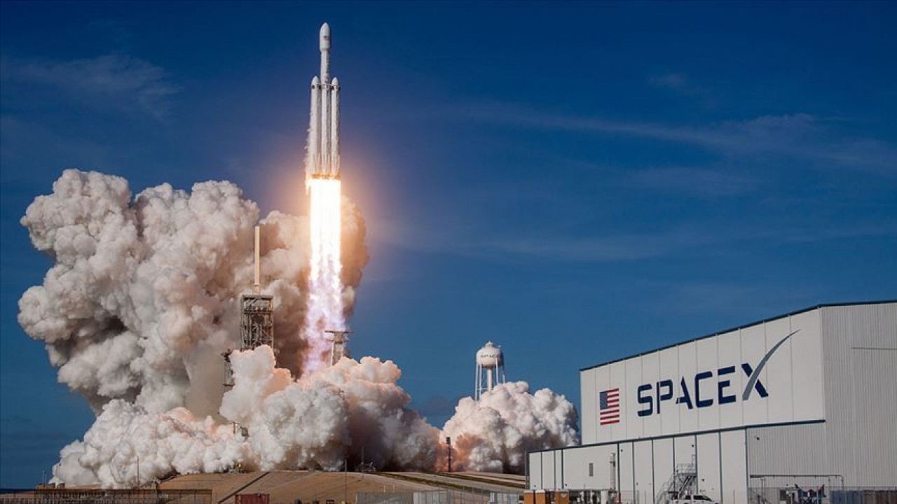 SpaceX: Kontroller tamamlandı, koltuklar kalkış pozisyonuna alındı