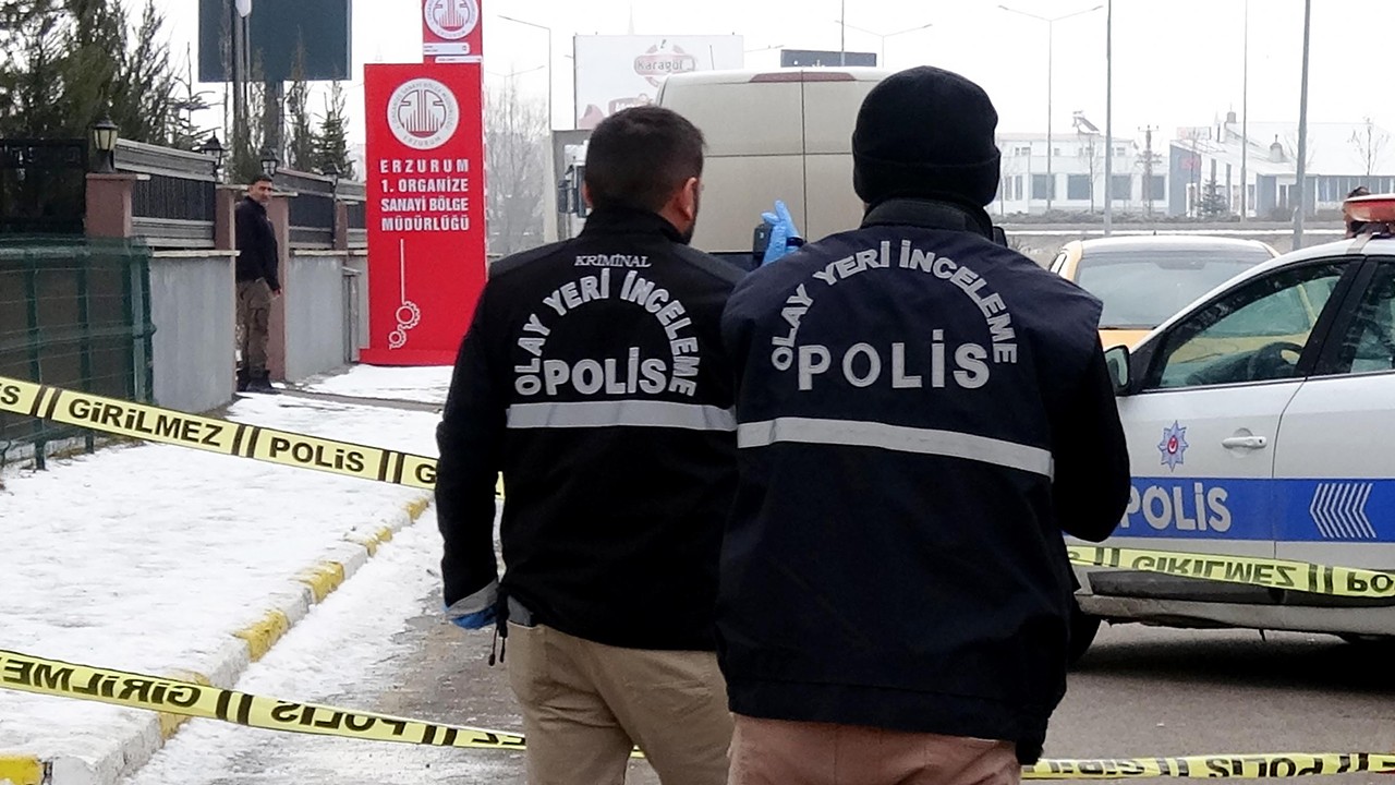 Liselilerin "omuz atma" kavgası: 16 yaşındaki öğrenci yaralandı