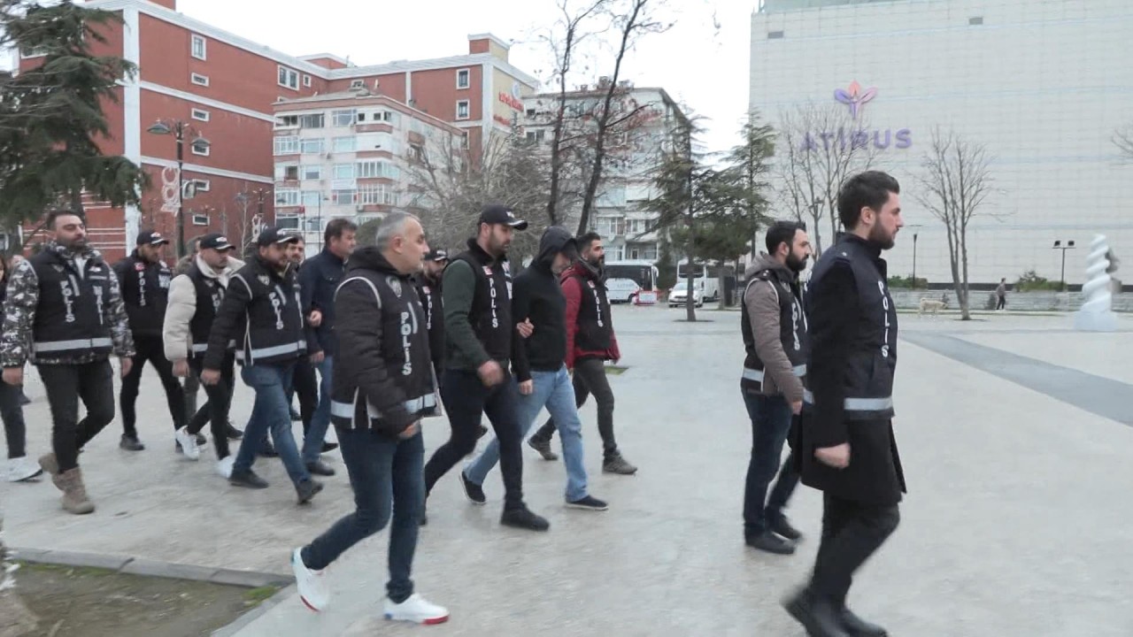 CHP’li Büyükçekmece Belediyesi’nde yapılan rüşvet operasyonunda 8 tutuklama