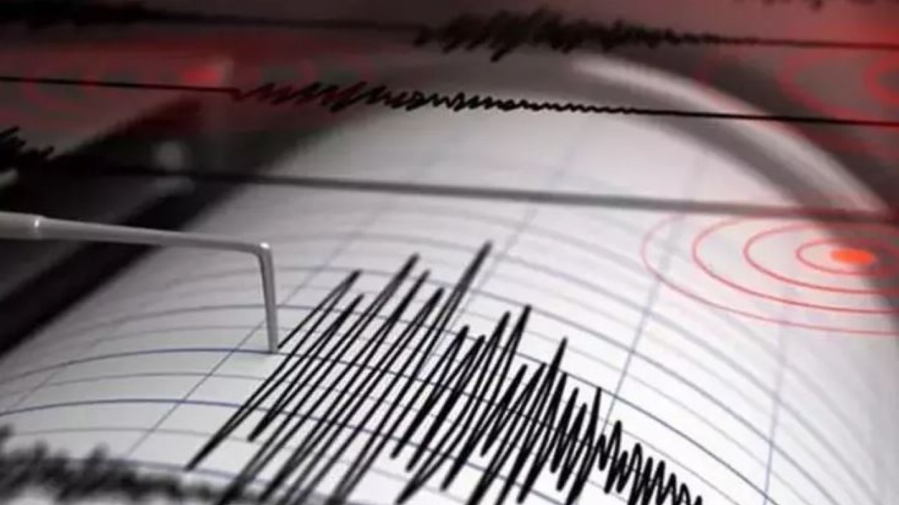 Kırgızistan-Sincan sınır bölgesinde 7 büyüklüğünde deprem