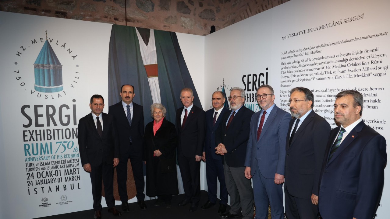 "750. Vuslat Yılında Hz. Mevlana" sergisi açıldı