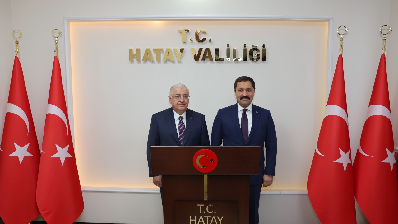 Milli Savunma Bakanı Yaşar Güler Hatay'a gitti
