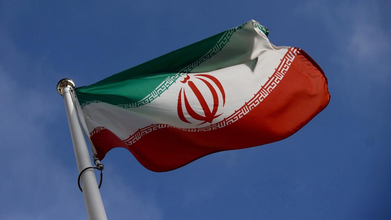 İran, İngiltere’nin Tahran Büyükelçisini Dışişleri Bakanlığına çağırdı