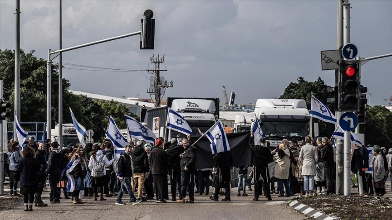 Fanatik Yahudilerin Gazze'ye gönderilen yardımları engelleme girişimi sürüyor