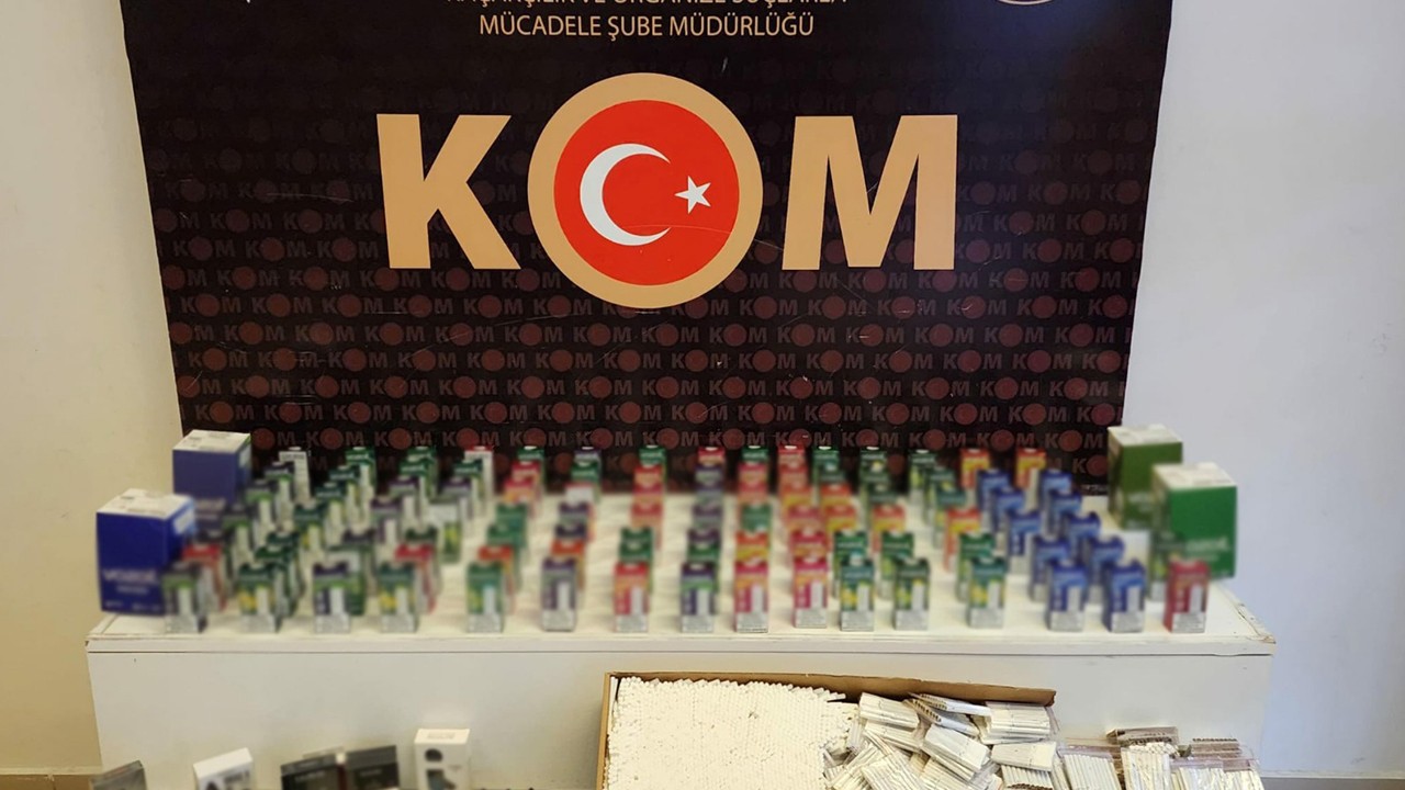 Konya'da kaçakçılık operasyonu: Tam 2.5 milyon TL'lik ürün ele geçirildi