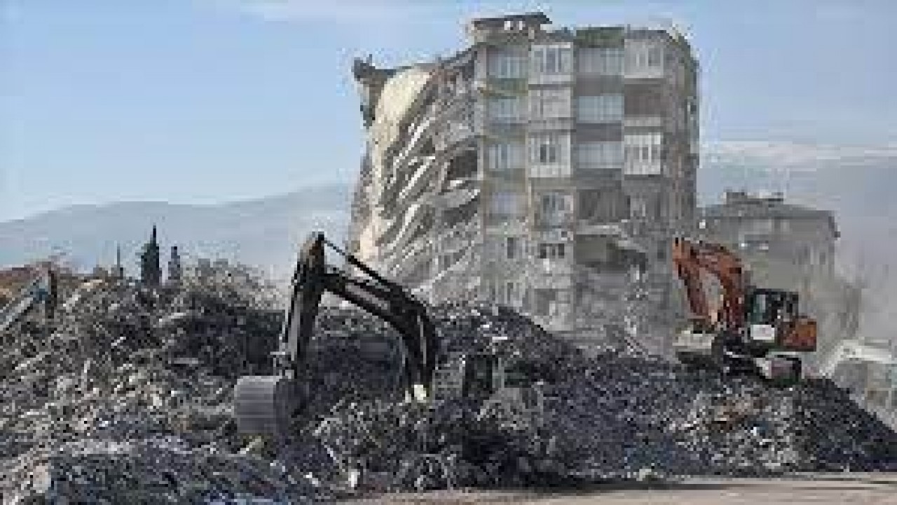 Depremde yapılan inşa çalışmalarından 8 bin 122 hak sahibi faydalanacak