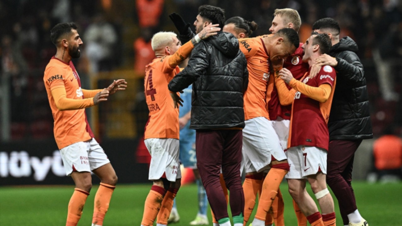 Kerem Galatasaray'ı zirveye taşıdı