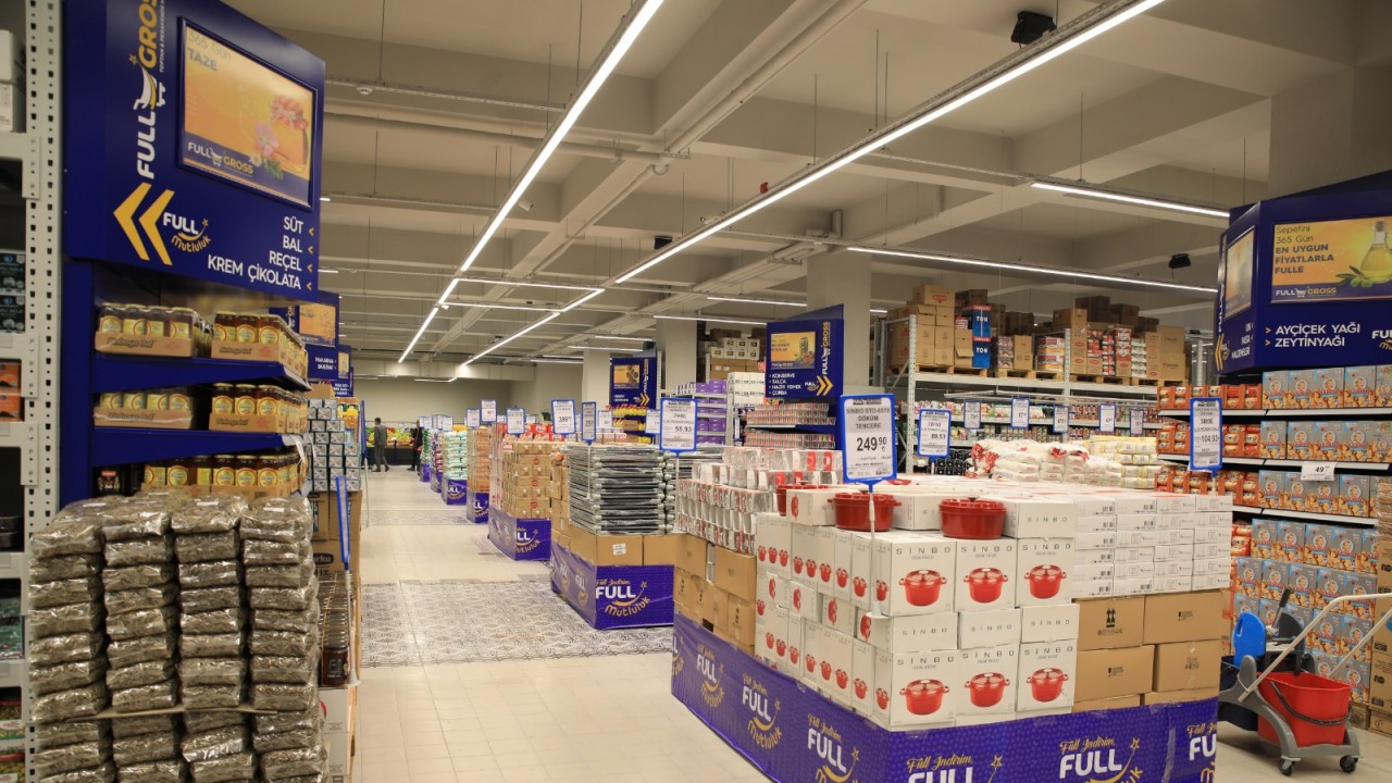Akyurt Süpermarket Full Gross Market konsepti ile Konya’da büyümeye devam ediyor