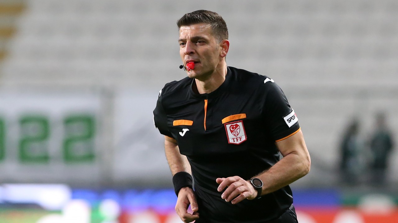 Hakem Ümit Öztürk’ün karnesi nasıl?